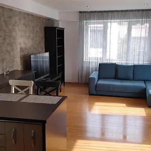 https://lmiei-carol.bucharesthotelsnow.com