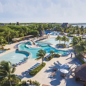 Bluebay Grand Esmeralda - Курортный комплекс