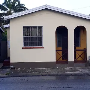 darrel-cot-beachfront-cottage.comcaribbean.com/