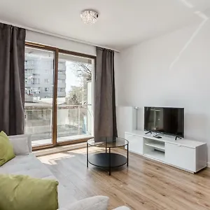 https://chill-apartments-wola-center.warsawhotelspoland.com